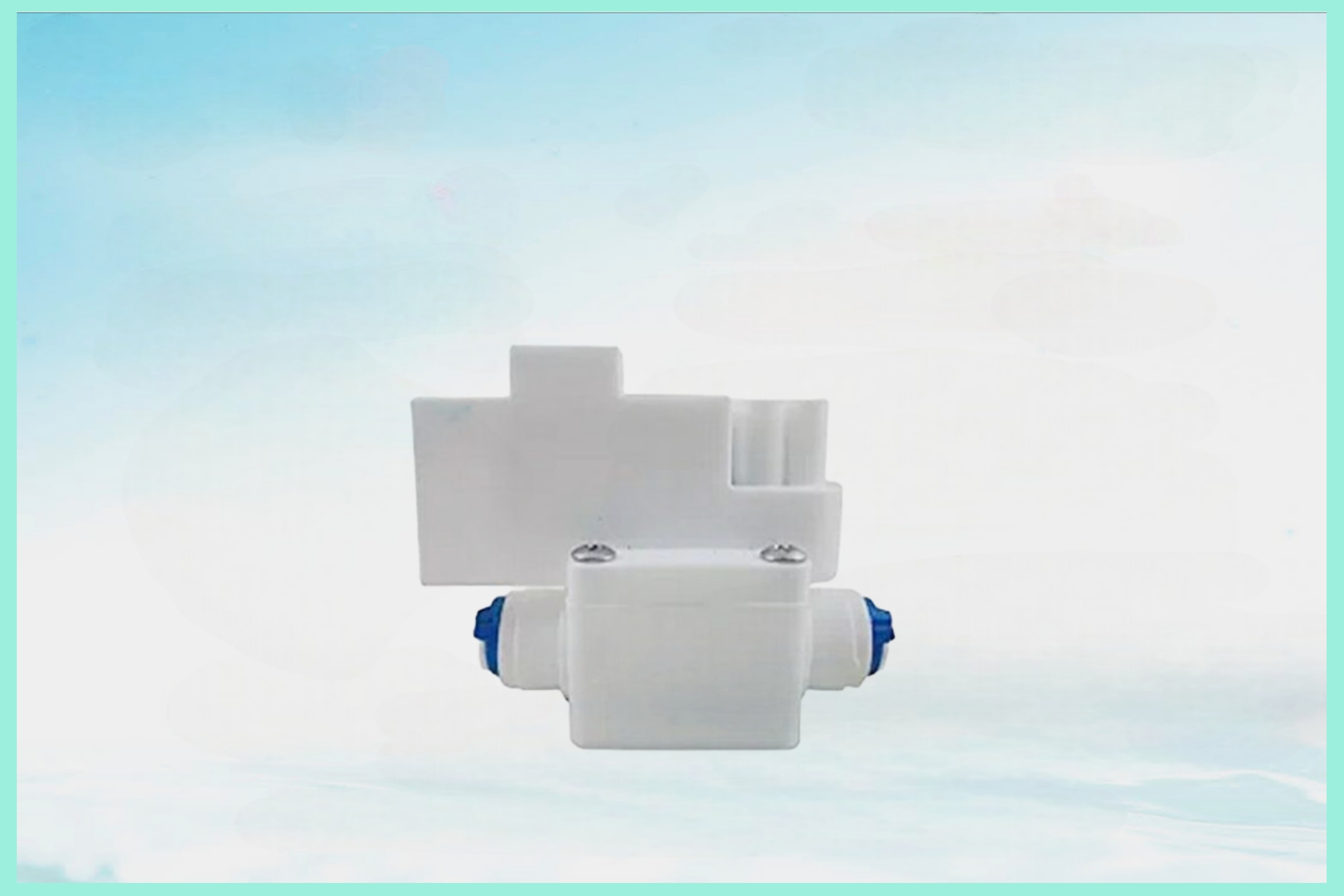 "درع الماء الذكي" (اسم يوحي بالحماية التلقائية والتحكم الدقيق في تدفق الماء داخل الفلتر.)